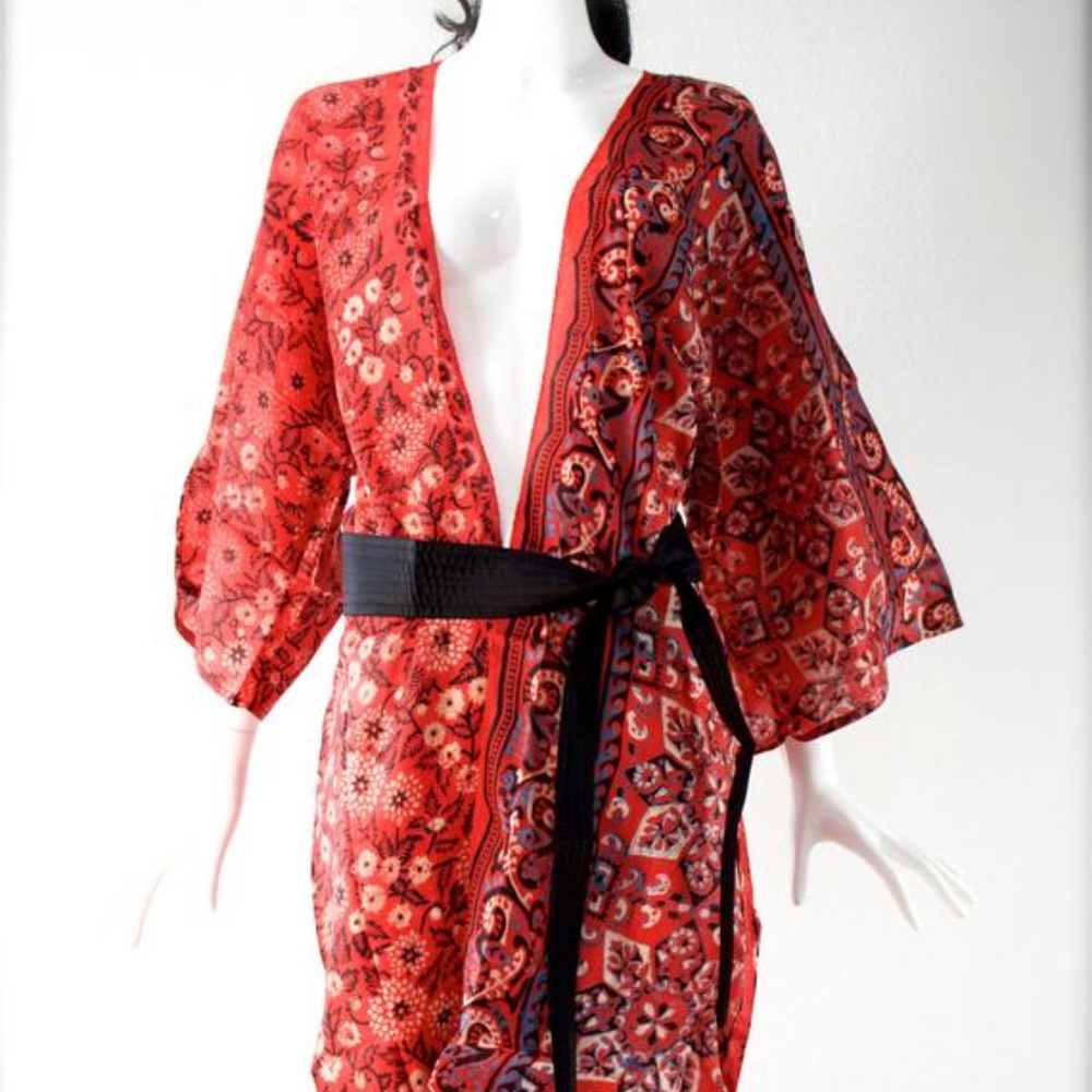 1970's India Hand Blocked Silk Floral Kimono